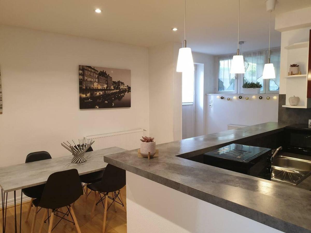 Comme chez soi à Metz Appartamento Esterno foto